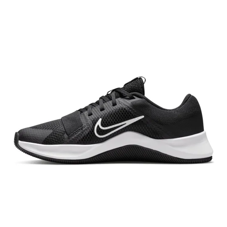 NIKE MCTRAINER 2 W DM0824003 SCHOENEN ZWART